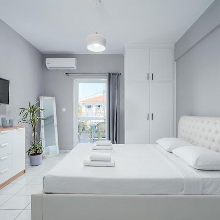 Casa Albastra Rooms & Suites Porto Heli Exterior foto
