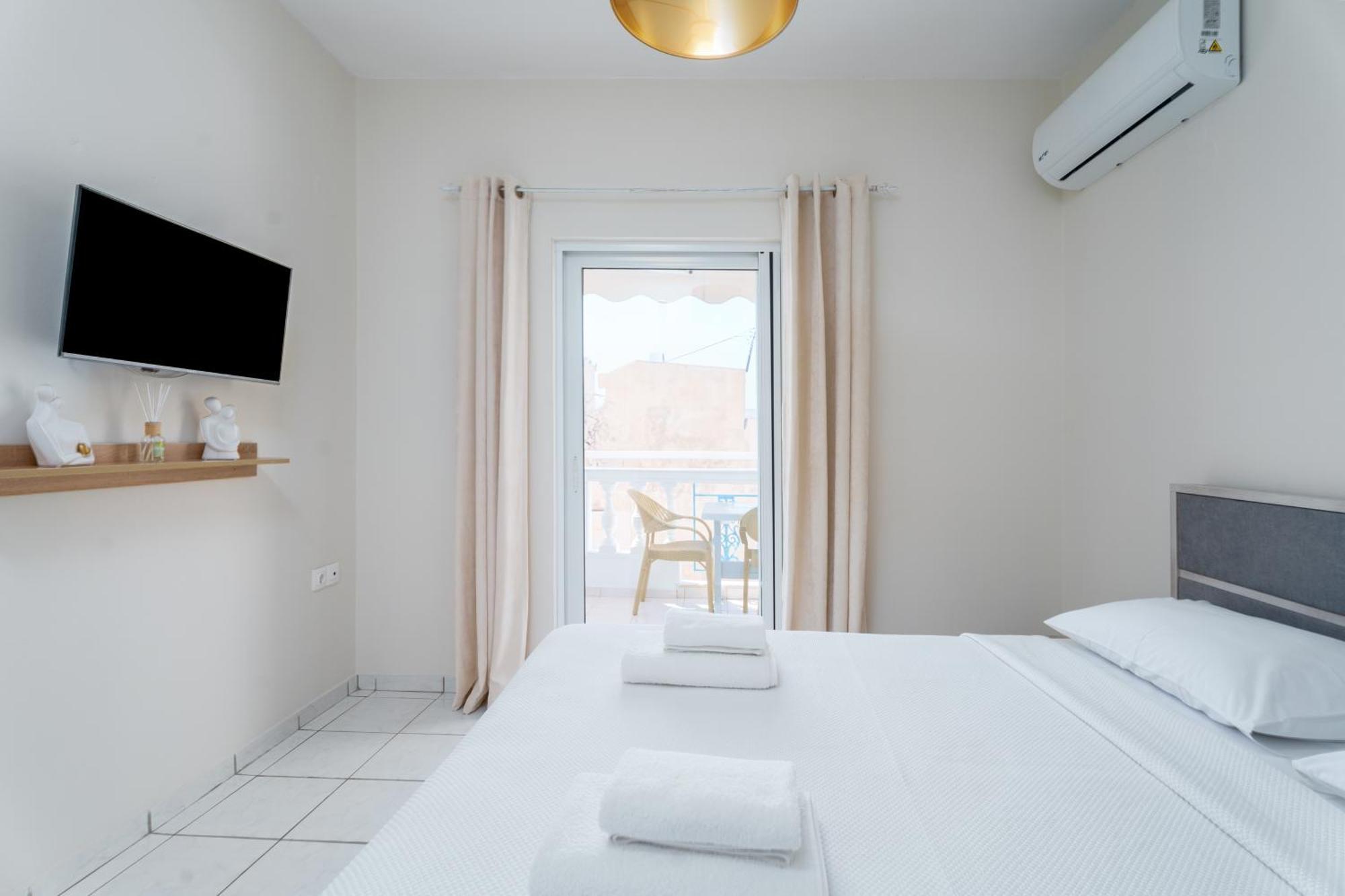 Casa Albastra Rooms & Suites Porto Heli Exterior foto